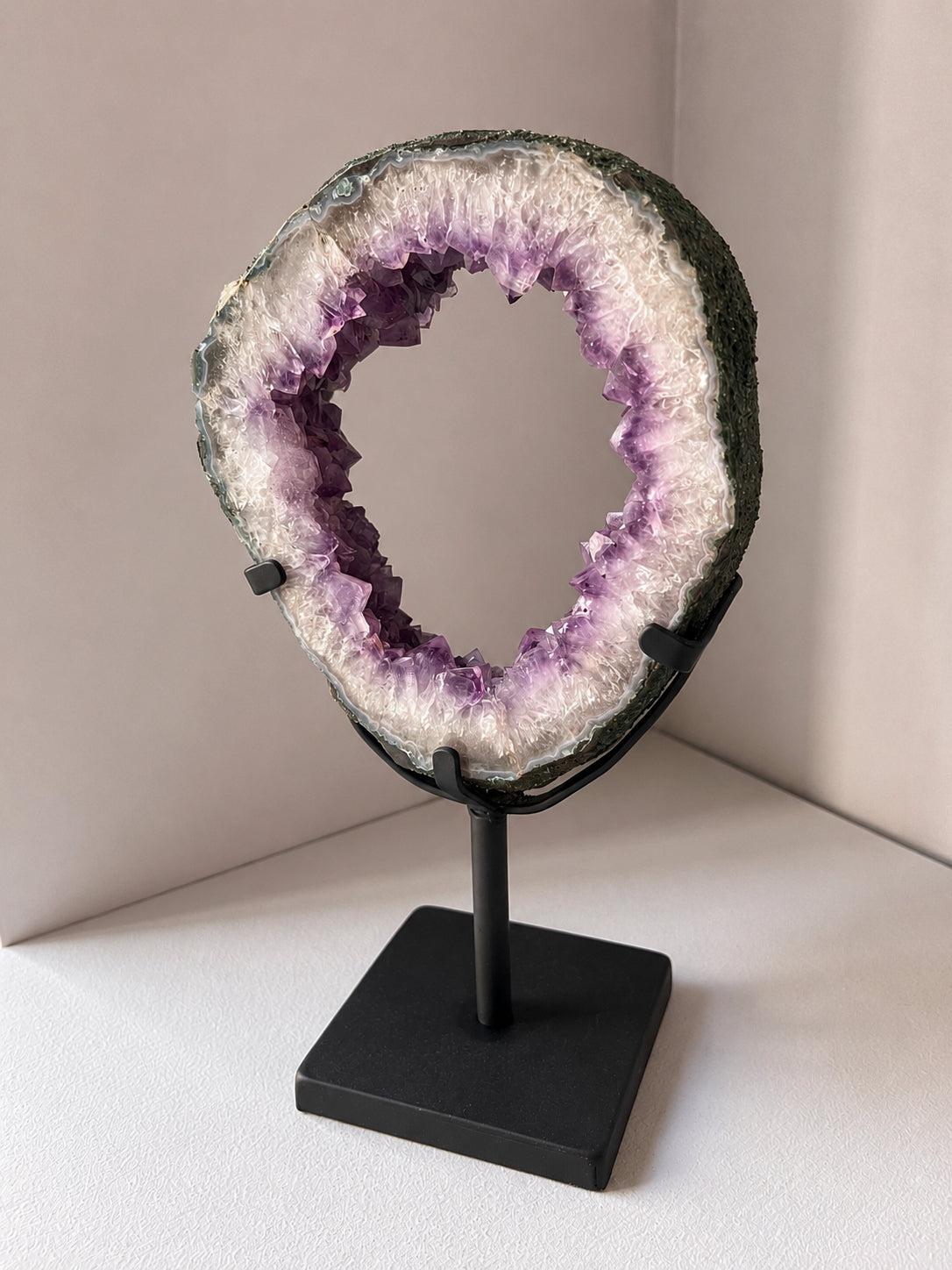 Amethyst Portal 5 by Pietra Studio Milano 